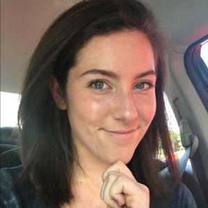 Meet your Posher, Caitlyn